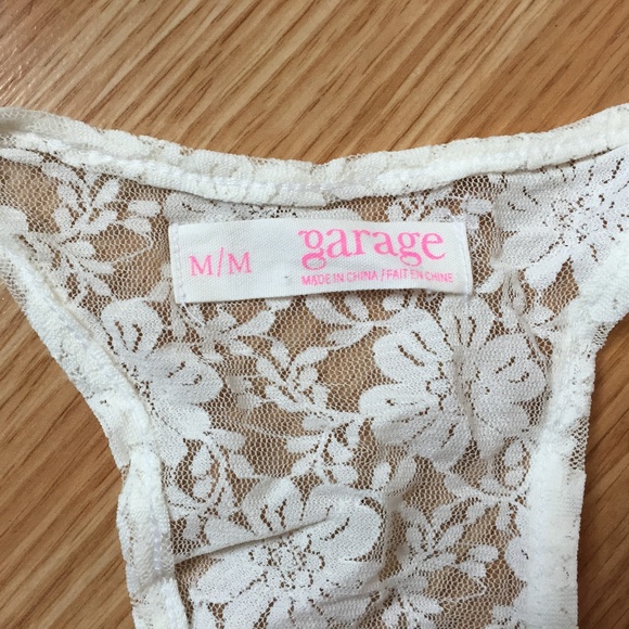 🦋 3/$25 Garage Lace Racer-back Tank - Picture 3 of 6